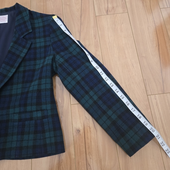 Pendleton Vintage Black Green Navy Plaid Blazer Size 8 Petite - Picture 7 of 9